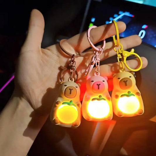 💛 Porte-clés Capybara lumineux – Le cadeau mignon parfait !